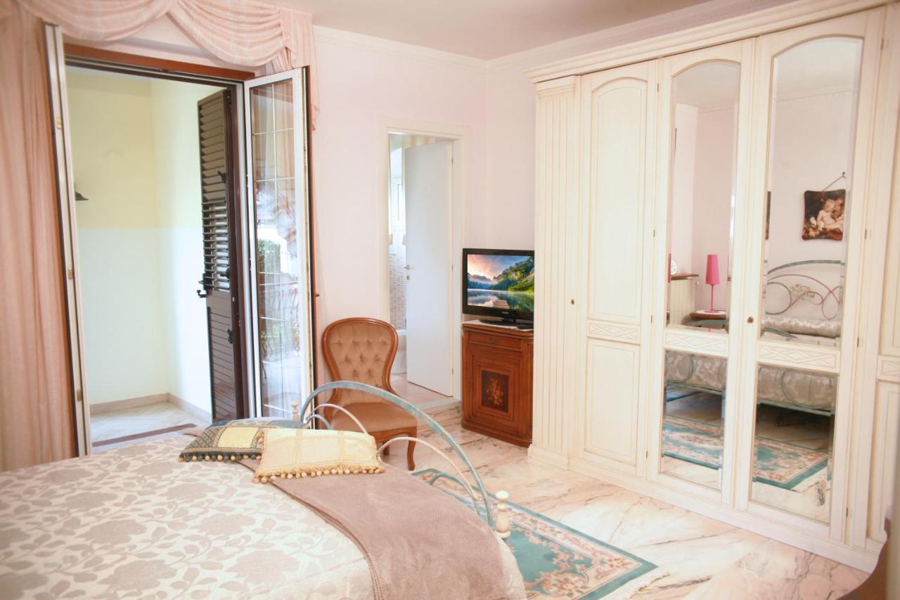 Villa Cecilia Bed And Breakfast Cellole Dış mekan fotoğraf